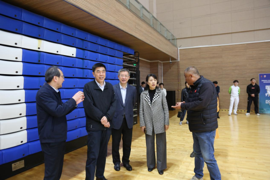 滁州市政协主席汪建中一行赴皇家1396官方网站调研