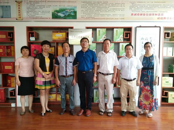 微信图片_20170814090844_副本.jpg
